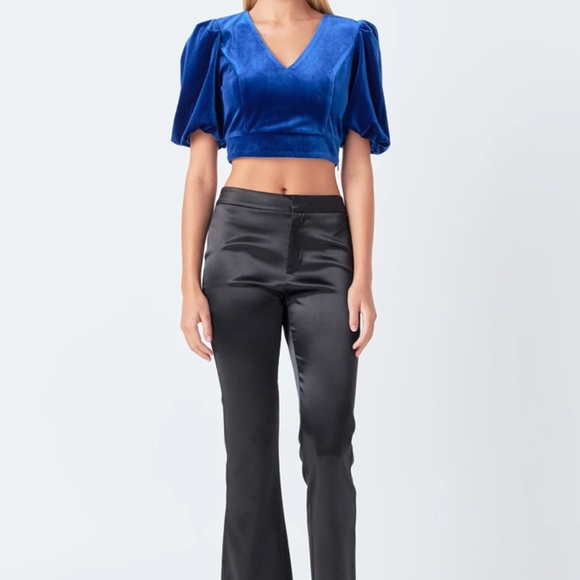 NWT Endless Rose Cropped Velvet Puff Sleeve Top Size X-Small (XS) - Picture 4 of 12
